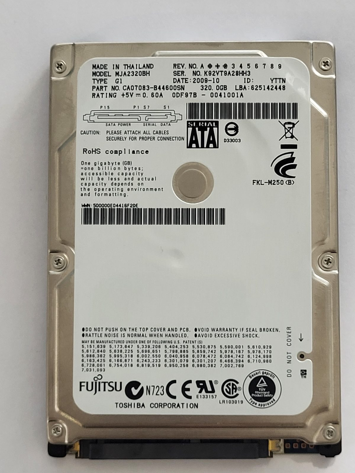 MJA2320BH, PN:CA07083-B44600SN, FW:0DF97B-0041001A, 2009-10 | Fujitsu 320Go 2,5" SATA HDD STK