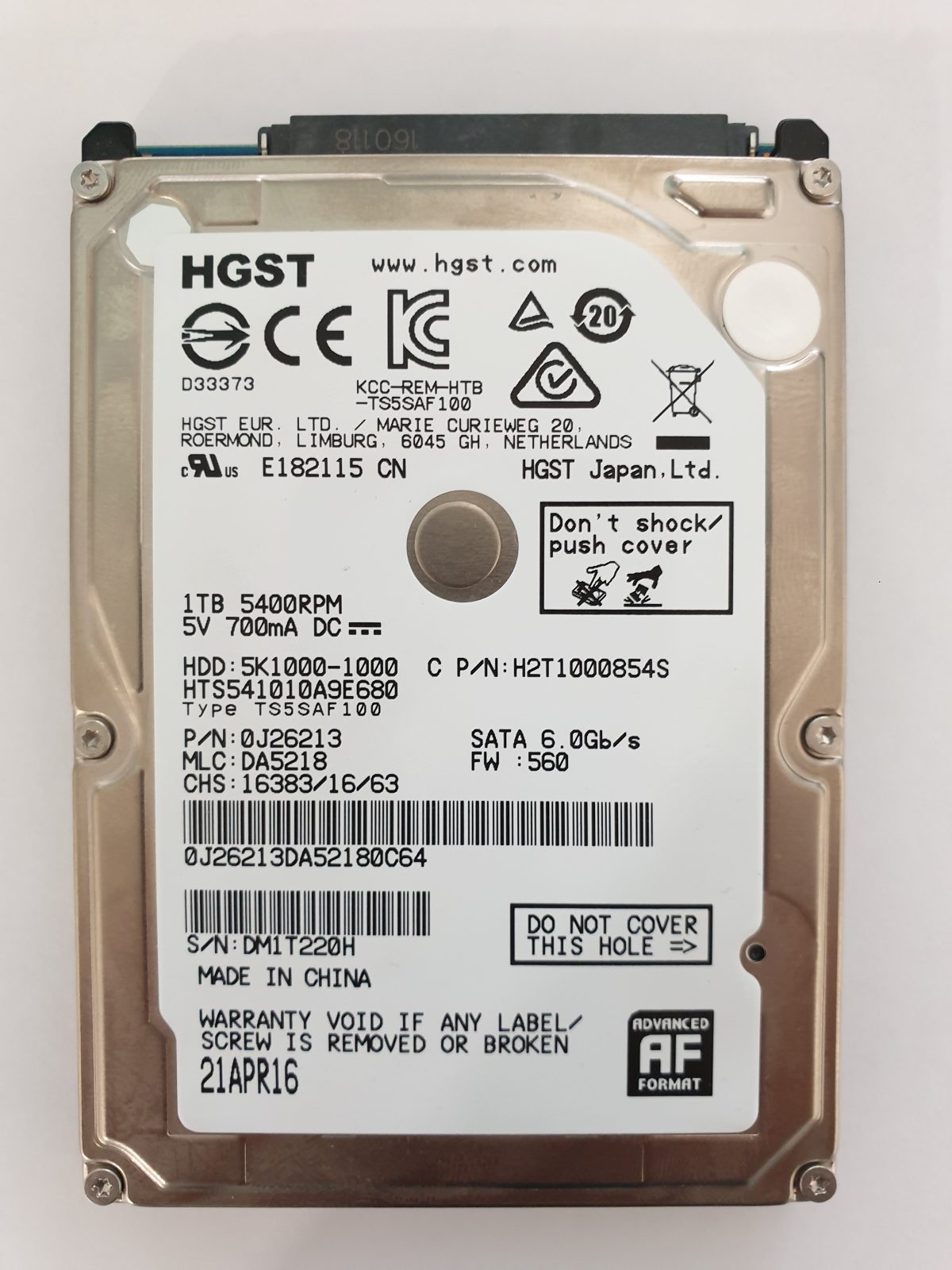HTS541010A9E680, PN:0J26213, MLC:DA5218, 21 APR 2016 | HGST 1To 2,5" SATA HDD STK