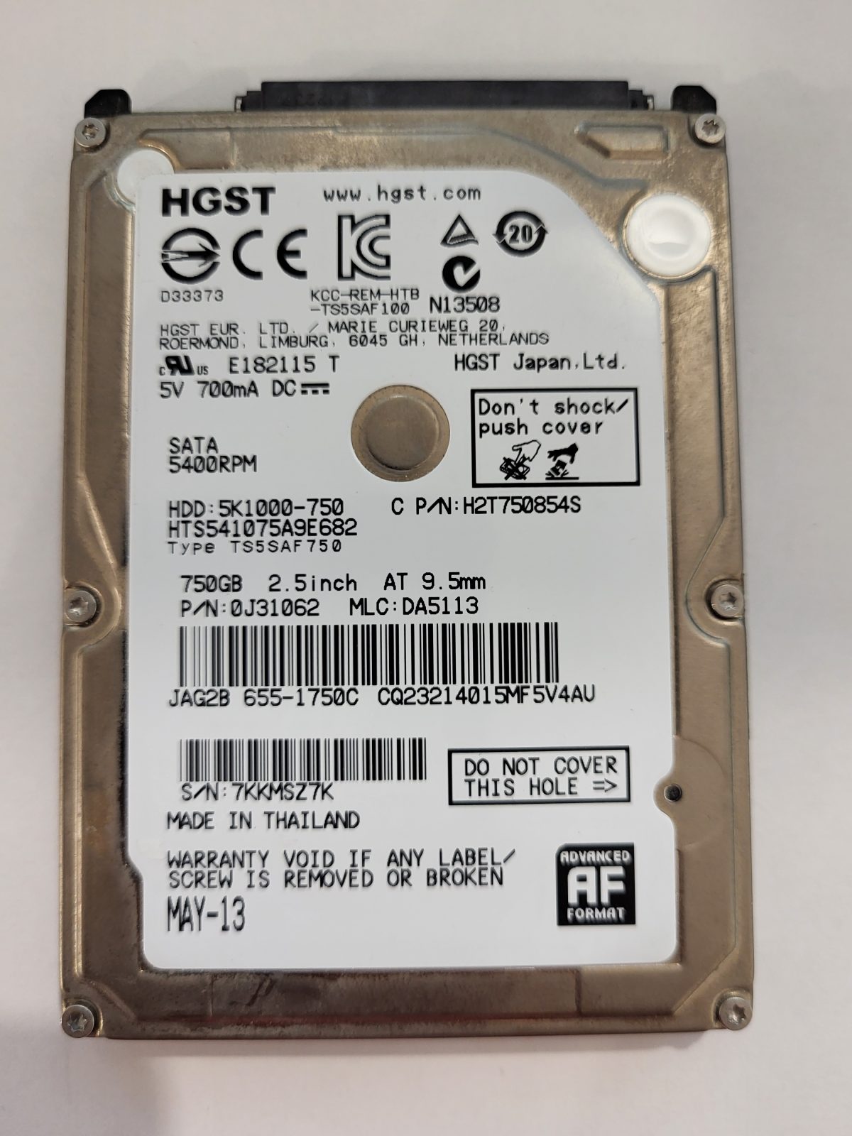 HTS541075A9E682, PN:0J31062, MLC:DA5113, MAY-13 | HGST 750Go 2,5" SATA HDD STK