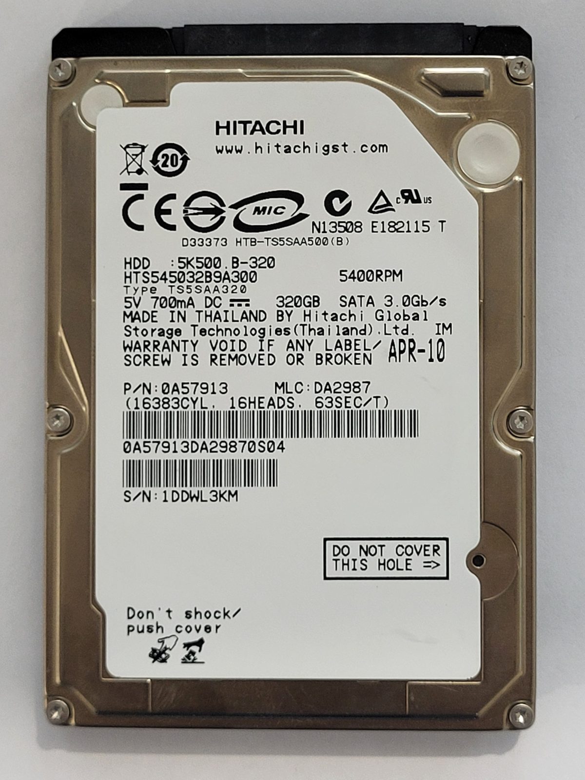 HTS545032B9A300, PN: 0A57913, MLC: DA2987, APR 10, Hitachi 320Gb 2.5" HDD STK