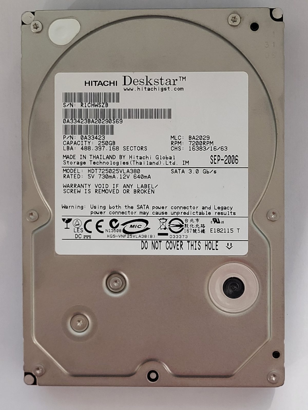 HDT725025VLA380, PN: 0A33423, MLC: BA2029, SEP 2006, Hitachi 250Gb 3.5" HDD STK