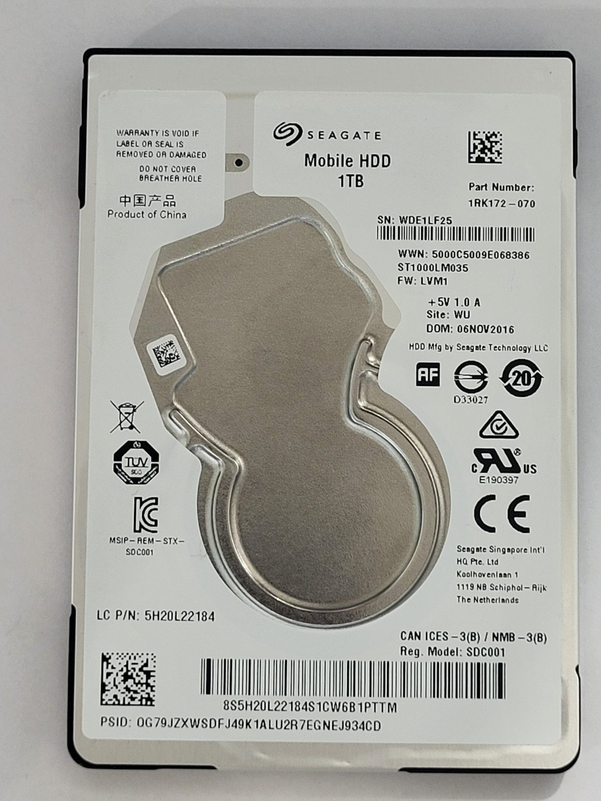 ST1000LM035, PN:1RK172-070, SN:WDE, WU, FW:LVM1, 06 NOV 2016 | Seagate 1To 2,5" SATA HDD STK