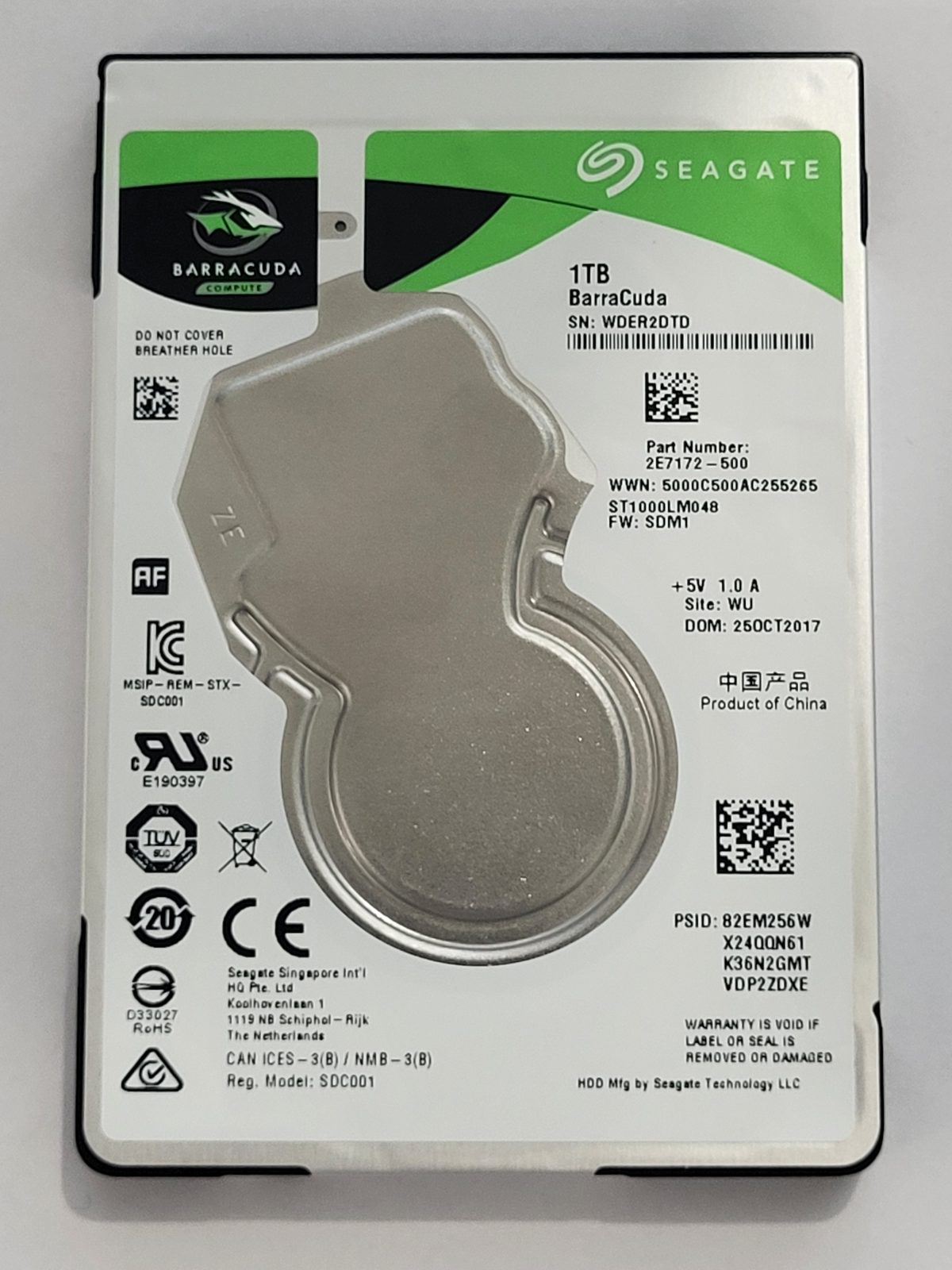 ST1000LM048, PN:2E7172-500, SN:WDE, WU, FW:SDM1, 25 OCT 2017 | Seagate 1To 2,5" SATA HDD STK