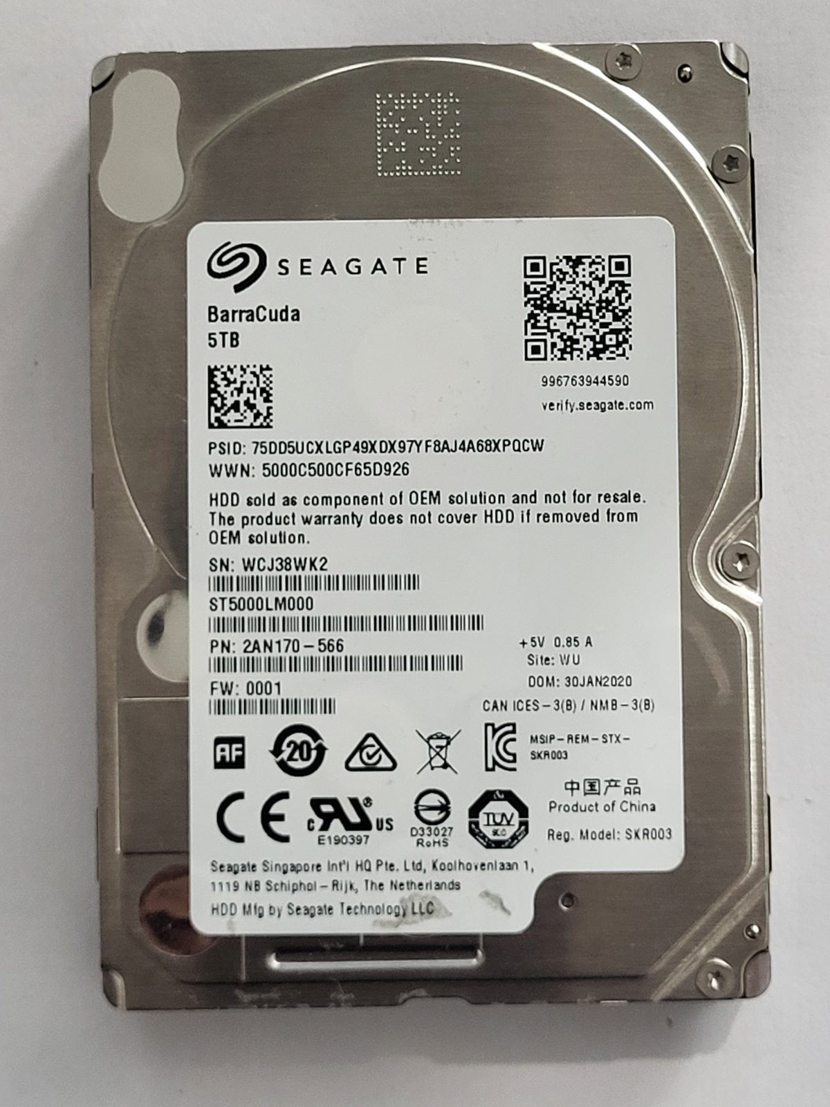 ST5000LM000, PN:2AN170-566, SN:WCJ, WU, FW:0001, 30 JAN 2020 | Seagate 5To 2,5" SATA HDD STK