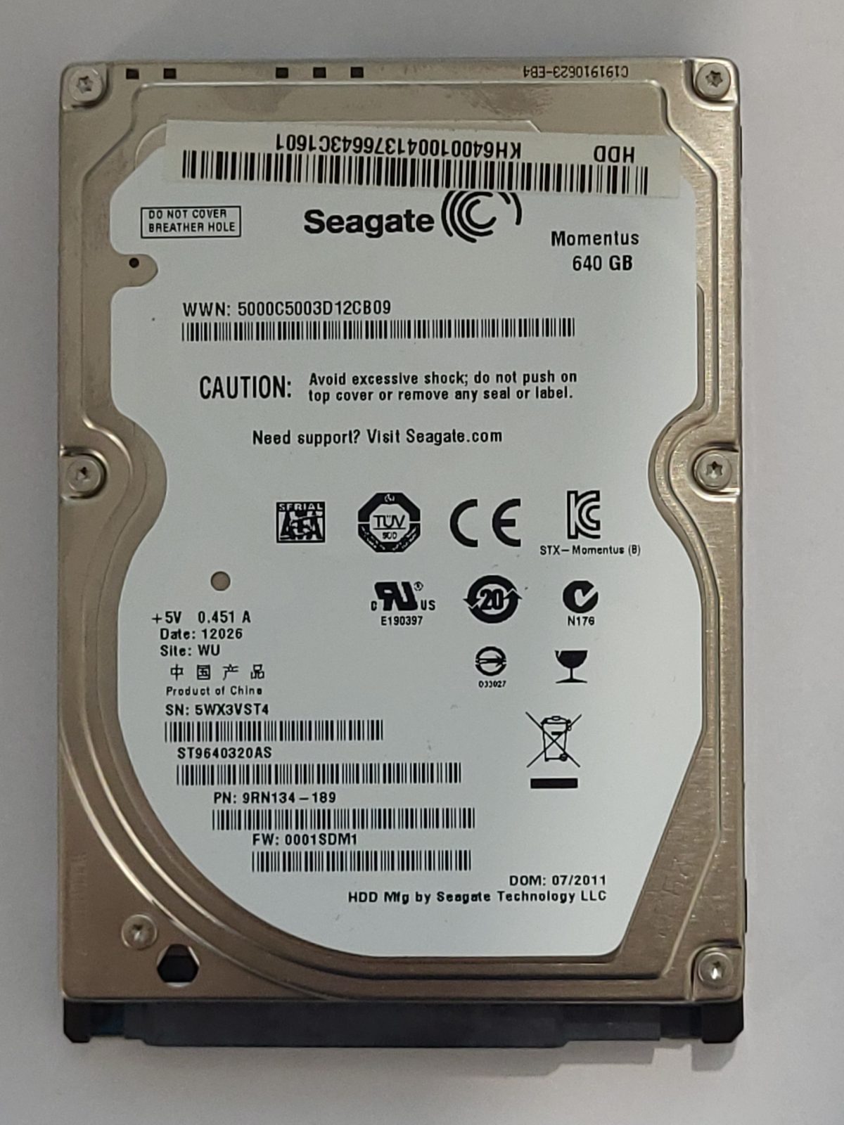 ST9640320AS, PN:9RN134-189, SN:5WX, WU, FW:0001SDM1, 12026 | Seagate 640Go 2,5" SATA HDD STK