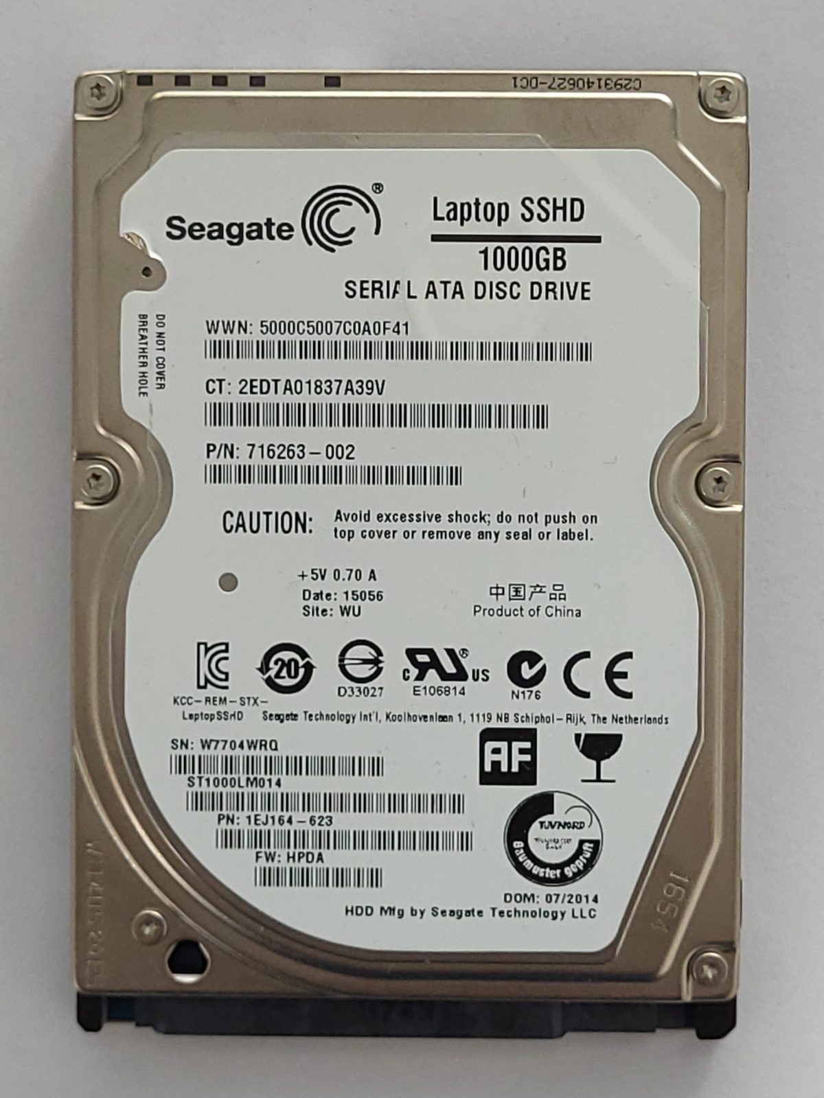 ST1000LM014, PN:1EJ164-623, SN:W77, WU, FW:HPDA, 15056 | Seagate 1To 2,5" SATA HDD STK