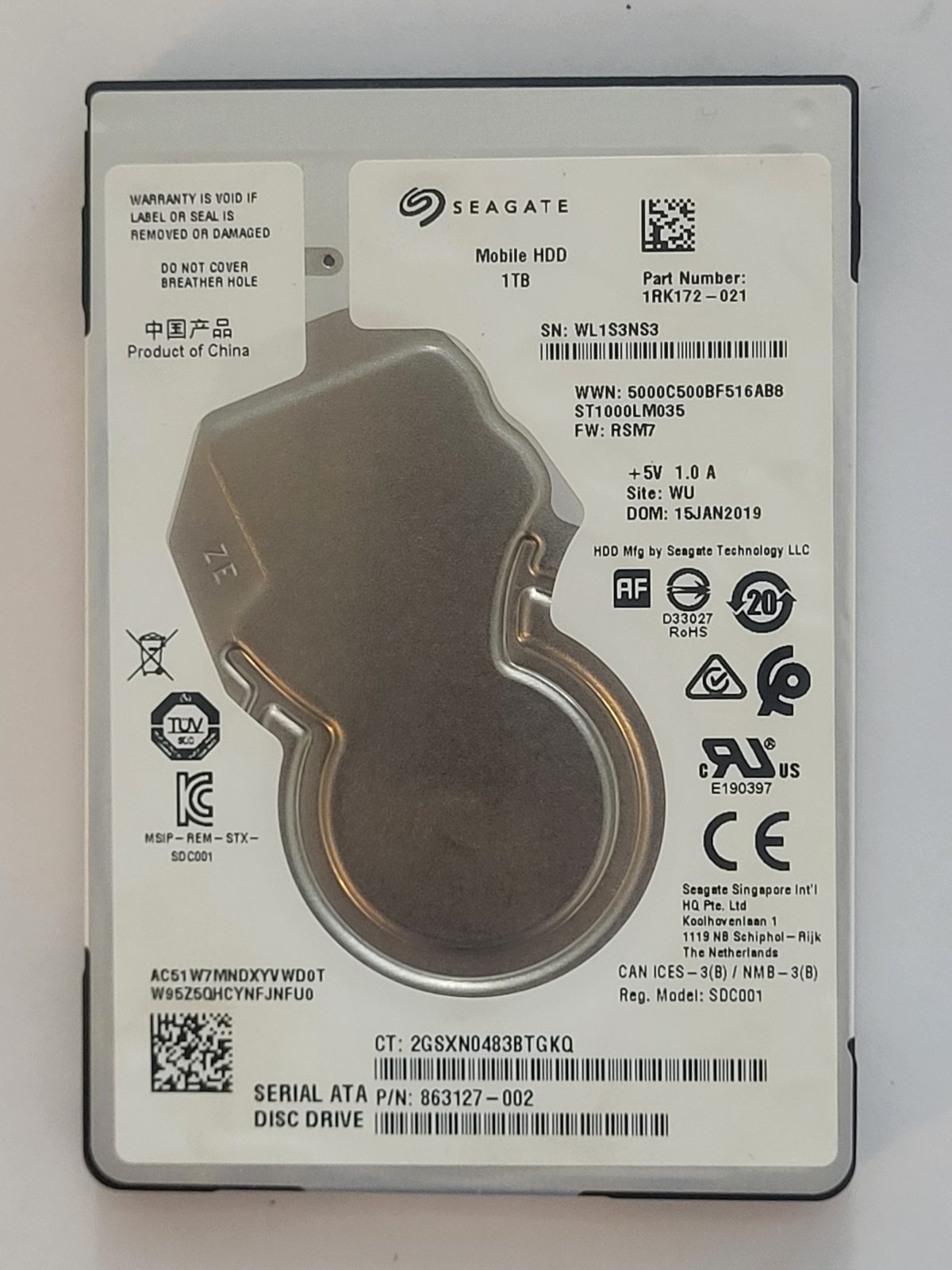 ST1000LM035, PN:1RK172-021, SN:WL1, WU, FW:RSM7, 15 JAN 2019 | Seagate 1To 2,5" SATA HDD STK
