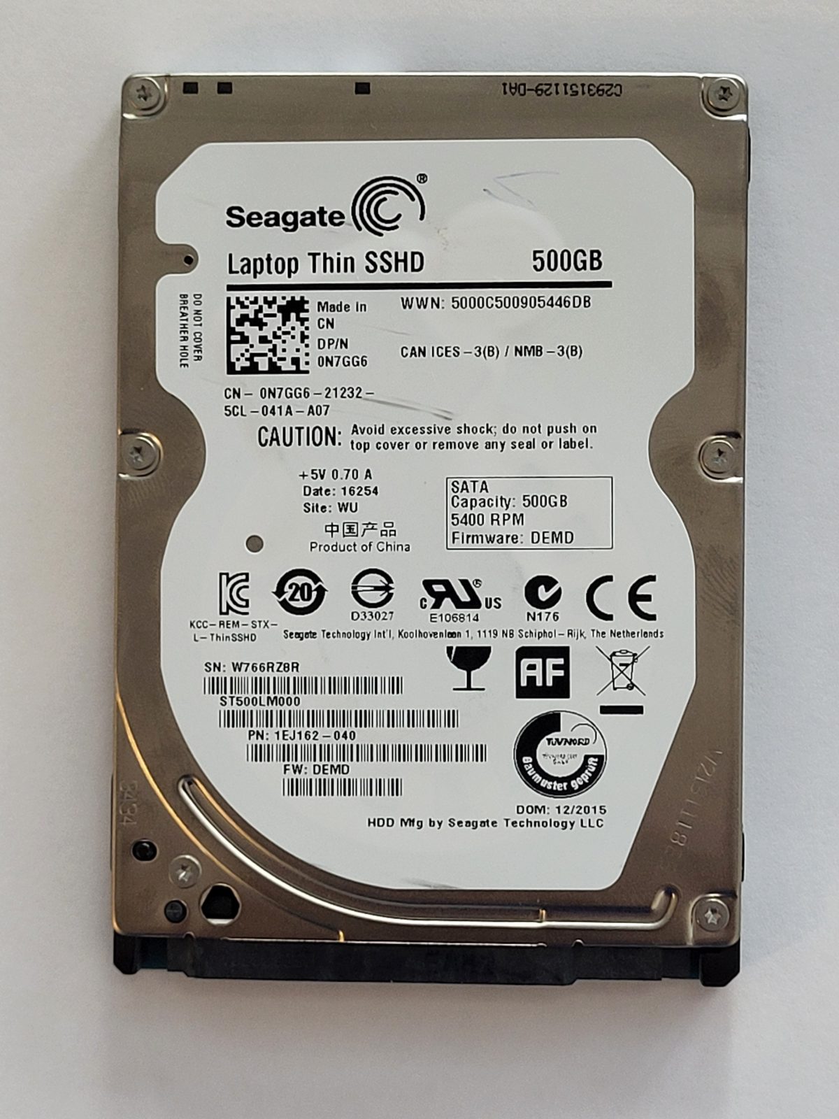 ST500LM000, PN:1EJ162-040, SN:W76, WU, FW:DEMD, 16254 | Seagate 500Go 2,5" SATA HDD STK