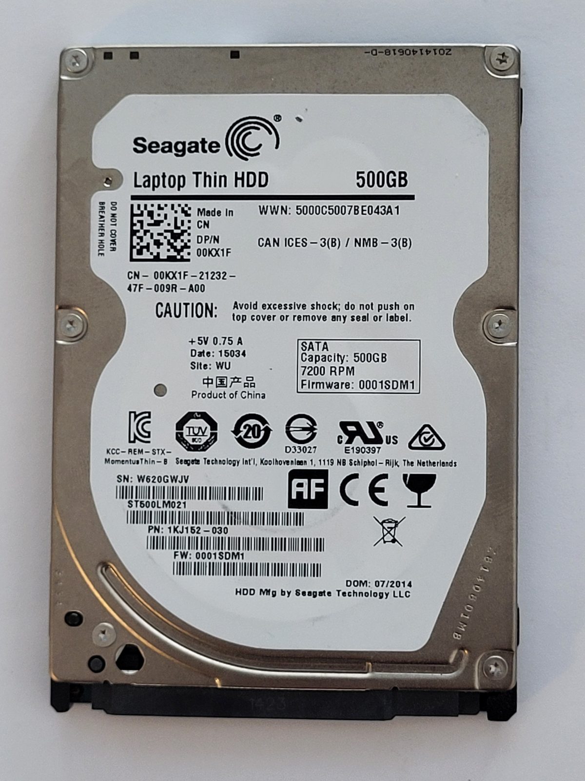 ST500LM021, PN:1KJ152-030, SN:W62, WU, FW:0001SDM1, 15034 | Seagate 500Go 2,5" SATA HDD STK