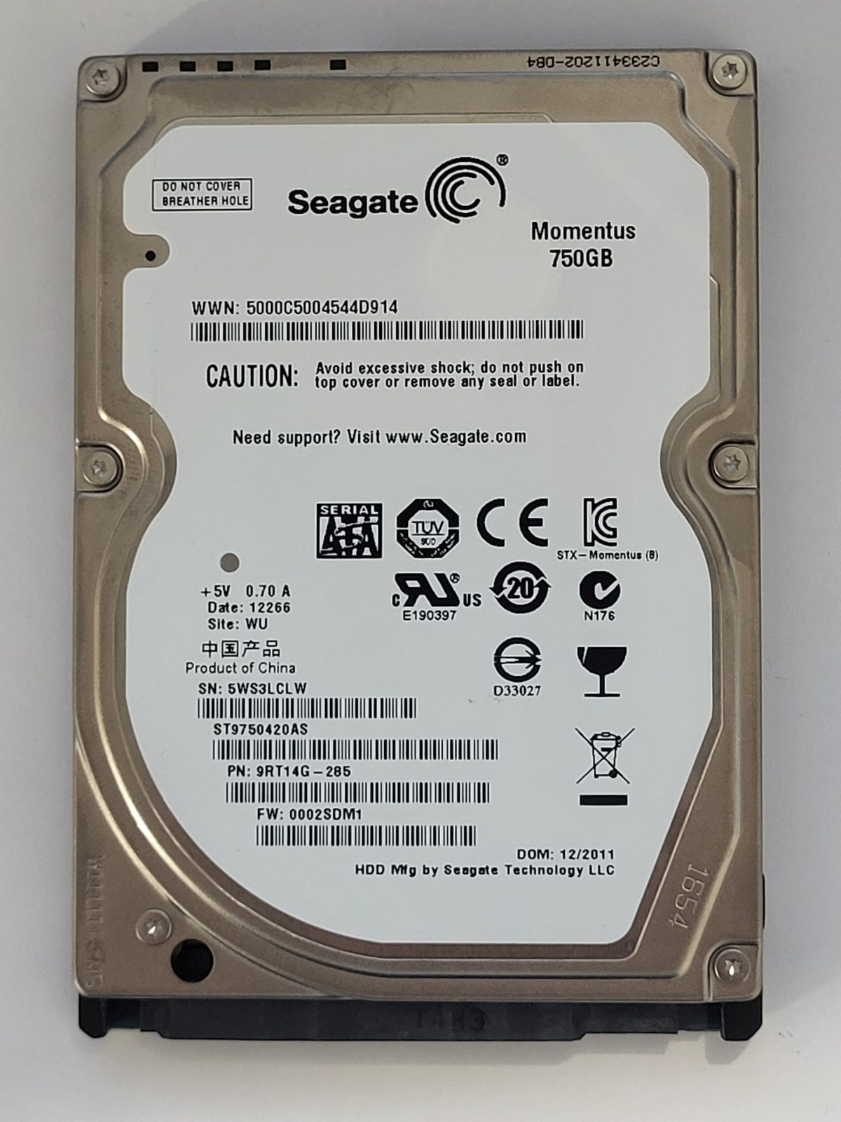 ST9750420AS, PN:9RT14G-285, SN:5WS, WU, FW:0002SDM1, 12266 | Seagate 750Go 2,5" SATA HDD STK