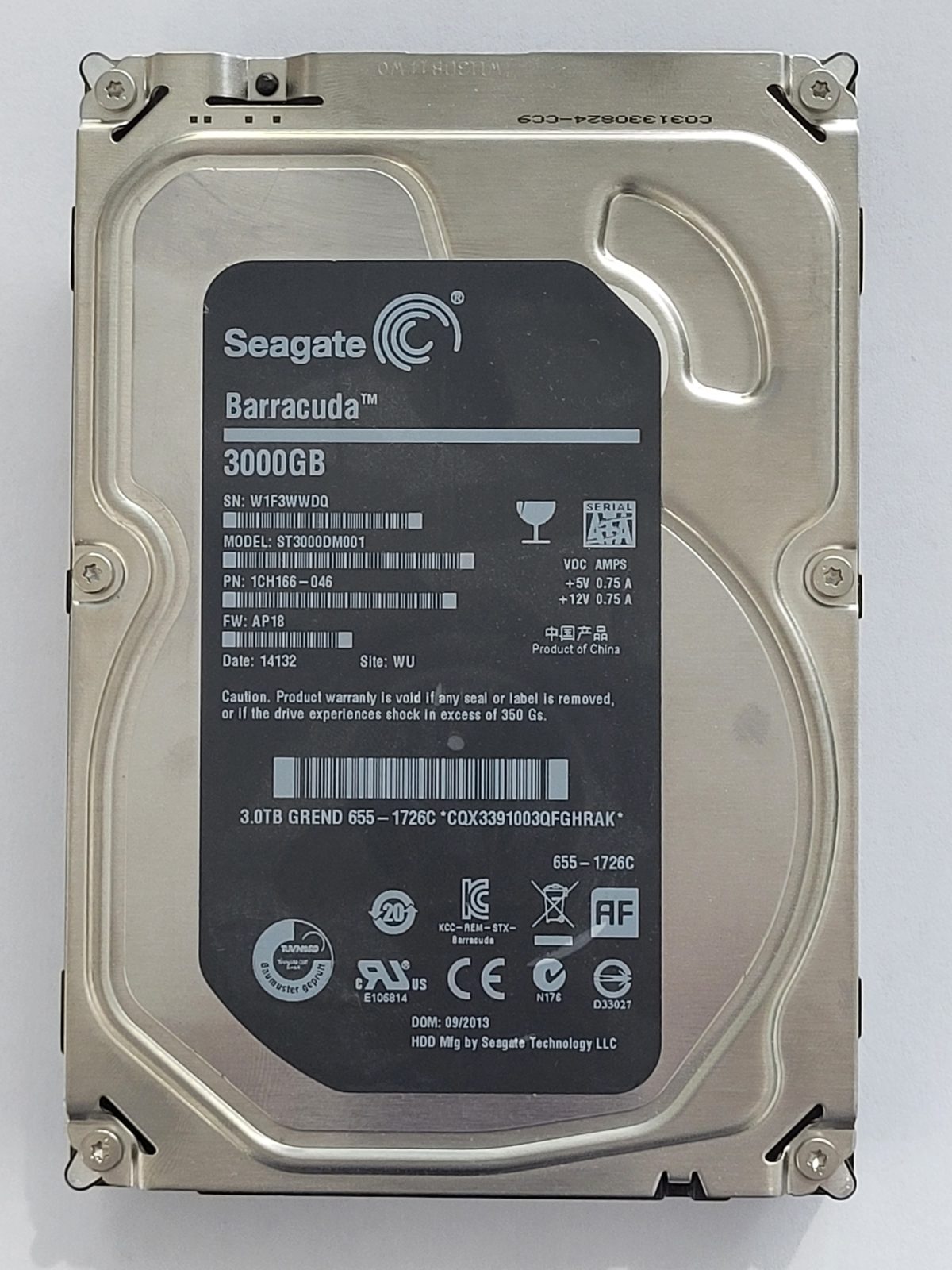ST3000DM001, PN:1CH166-046, SN:W1F, WU, FW:AP18, 14132 | Seagate 3To 3,5" SATA HDD STK