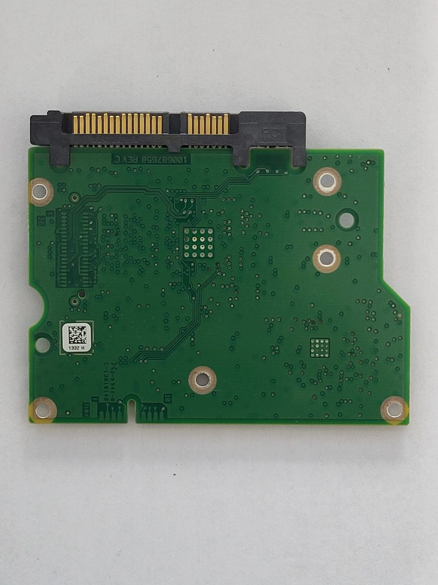 ST3000DM001, PN:1CH166-042, FW:AP15, 1332 H, 100687658 REV C | Seagate 3,5" SATA PCB PCB