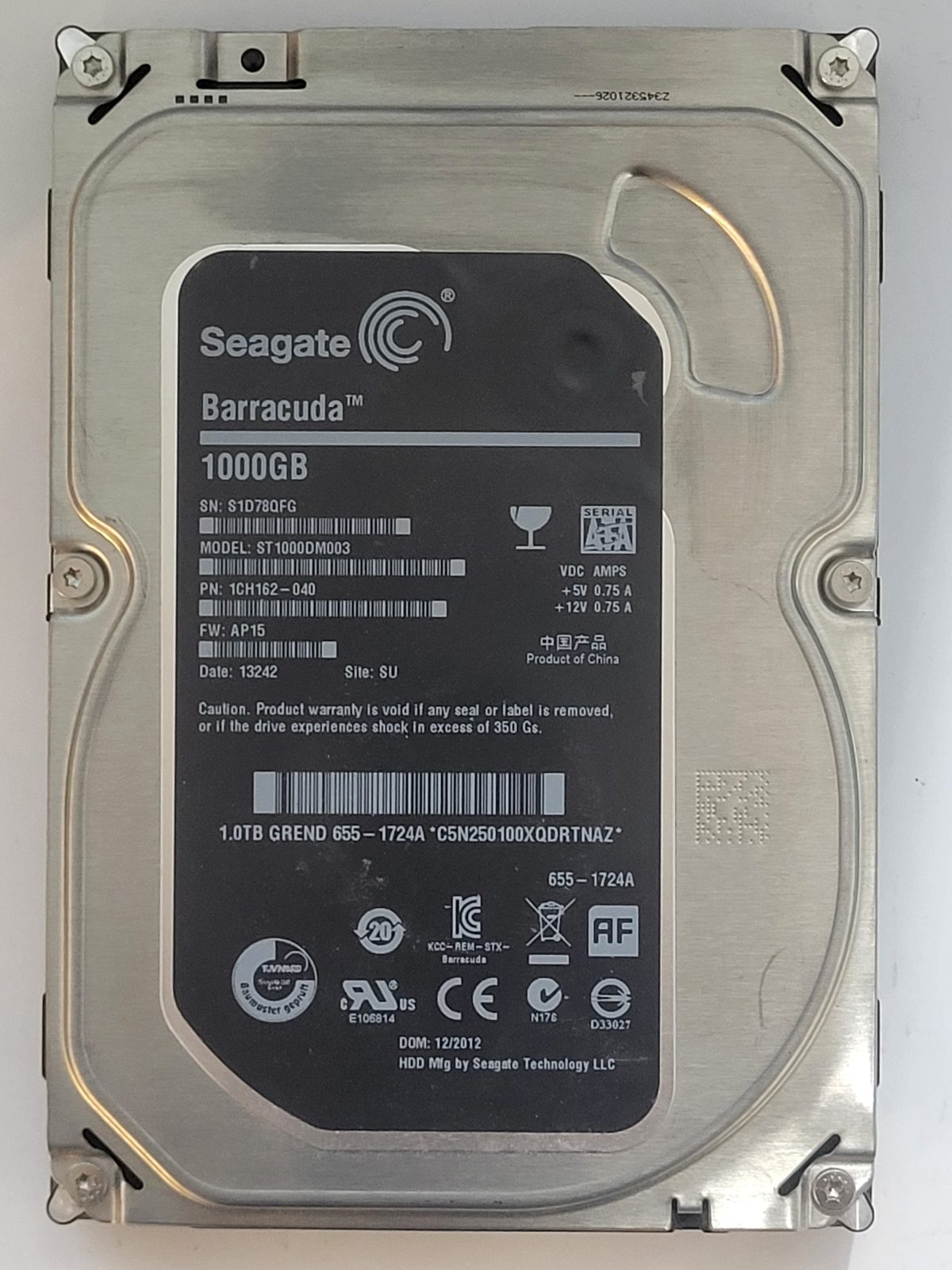 ST1000DM003, PN:1CH162-040, SN:S1D, SU, FW:AP15, 13242 | Seagate 1To 3,5" SATA HDD STK
