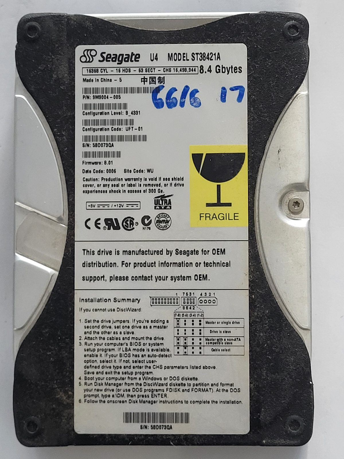 ST38421A, PN:9M9004-005, SN:58D, WU, FW:8.01, 0006 | Seagate 8,4Go 3,5" PATA HDD STK