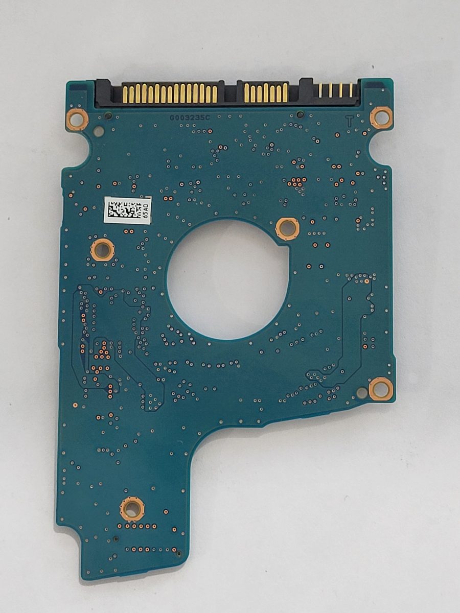 HDWJ110, HDKGB13AKA01 T, FW: AA03/AX1P1A, PCB: G003235C, Toshiba Sata 2.5" PCB PCB