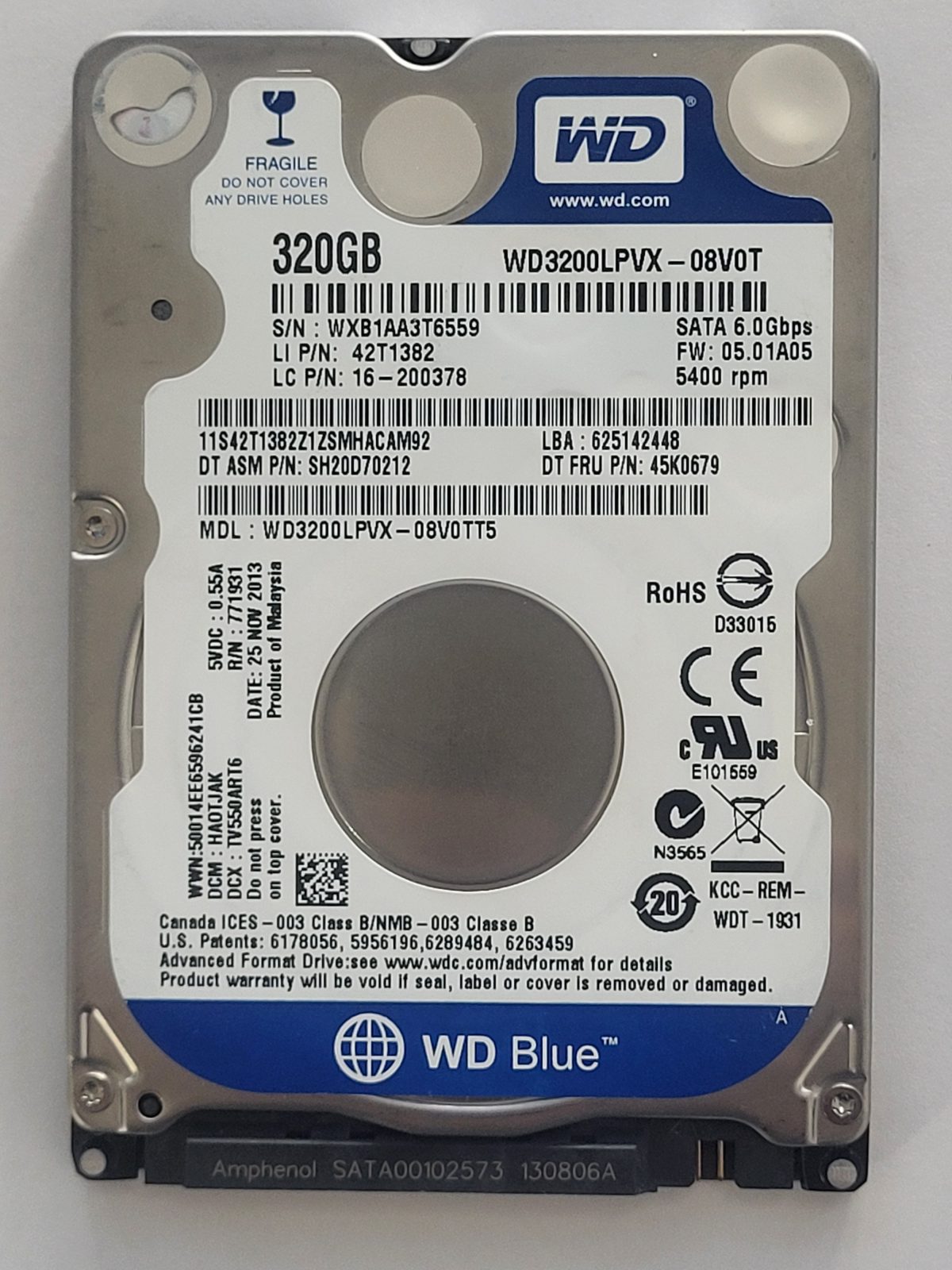 WD3200LPVX-08V0TT5, DCM: HAOTJAK, 25 NOV 2013 | WD 320Go 2,5" SATA HDD STK
