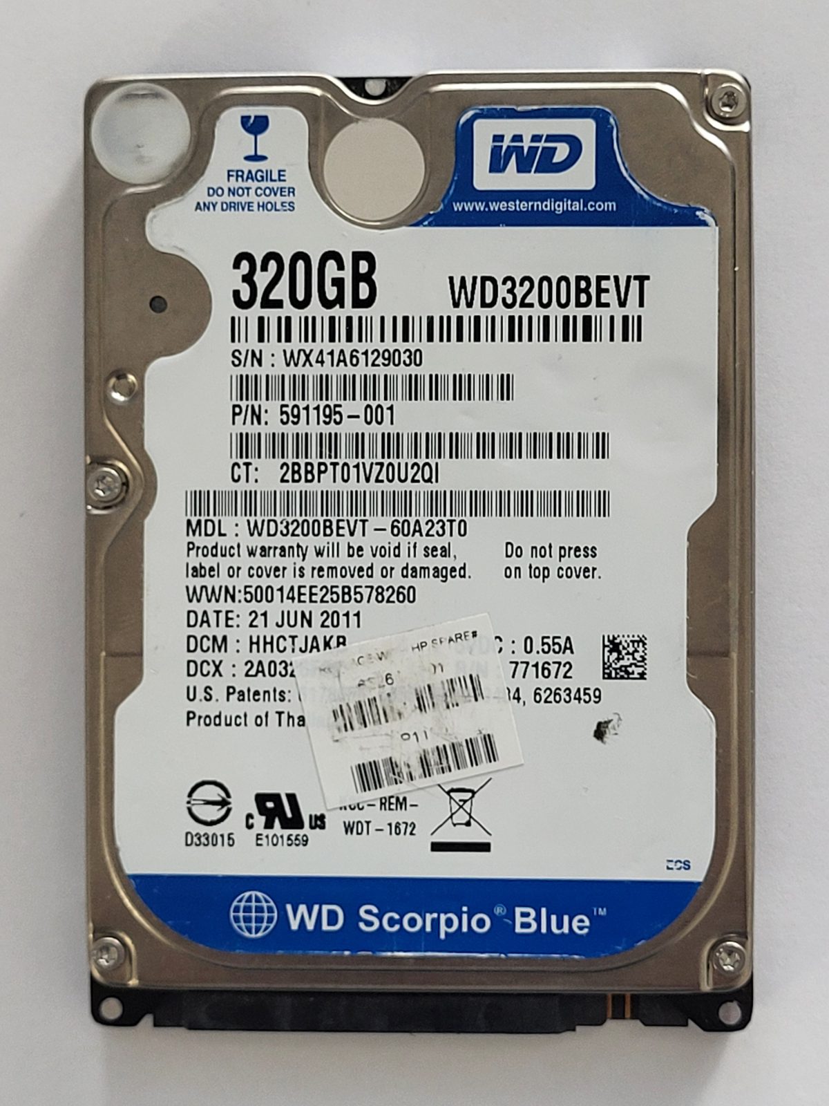 WD3200BEVT-60A23T0, DCM: HHCTJAKB, 21 JUN 2011 | WD 320Go 2,5" SATA HDD STK