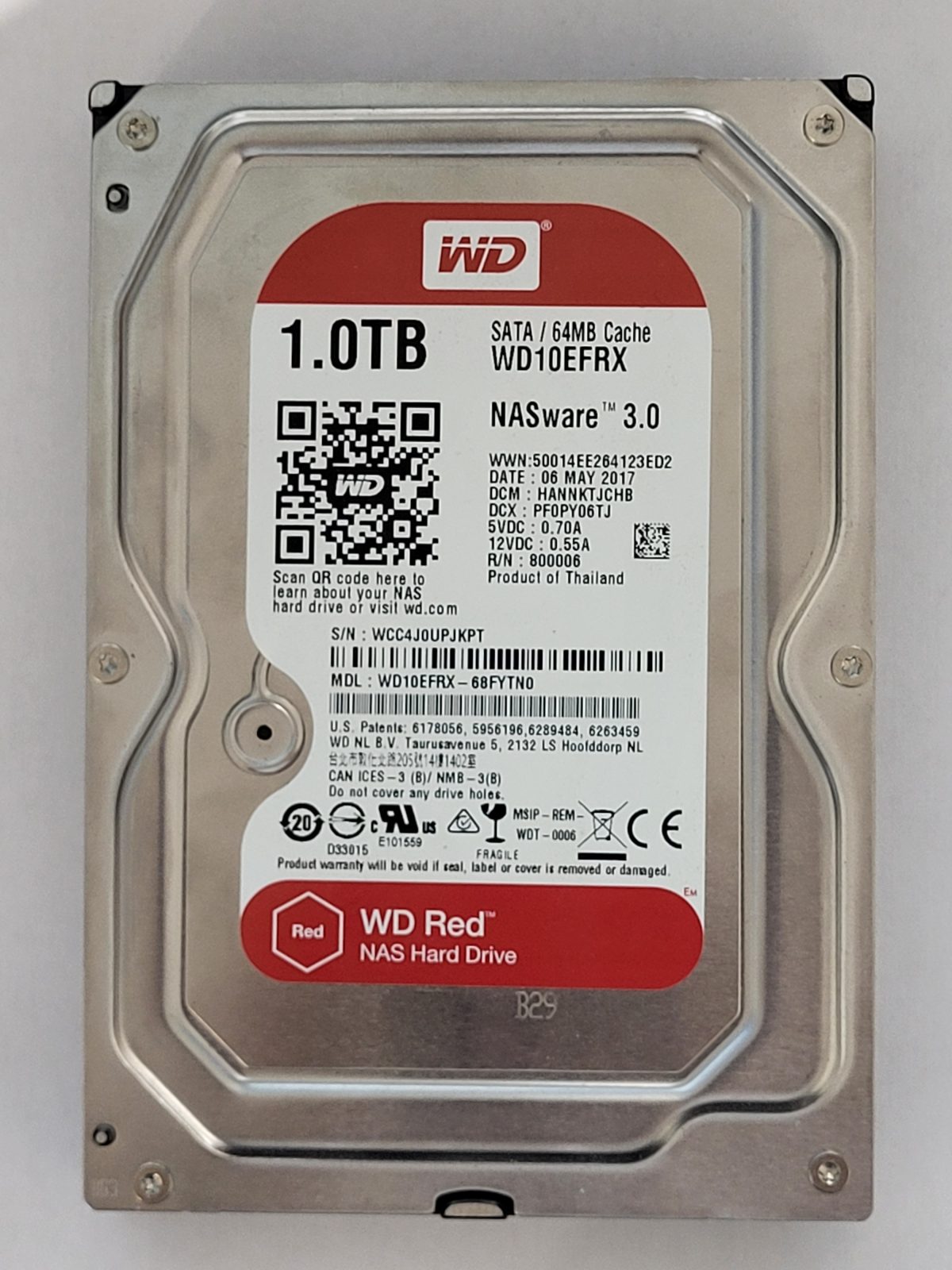 WD10EFRX-68FYTN0, DCM: HANNKTJCHB, 06 MAY 2017 | WD 1To 3,5" SATA HDD STK