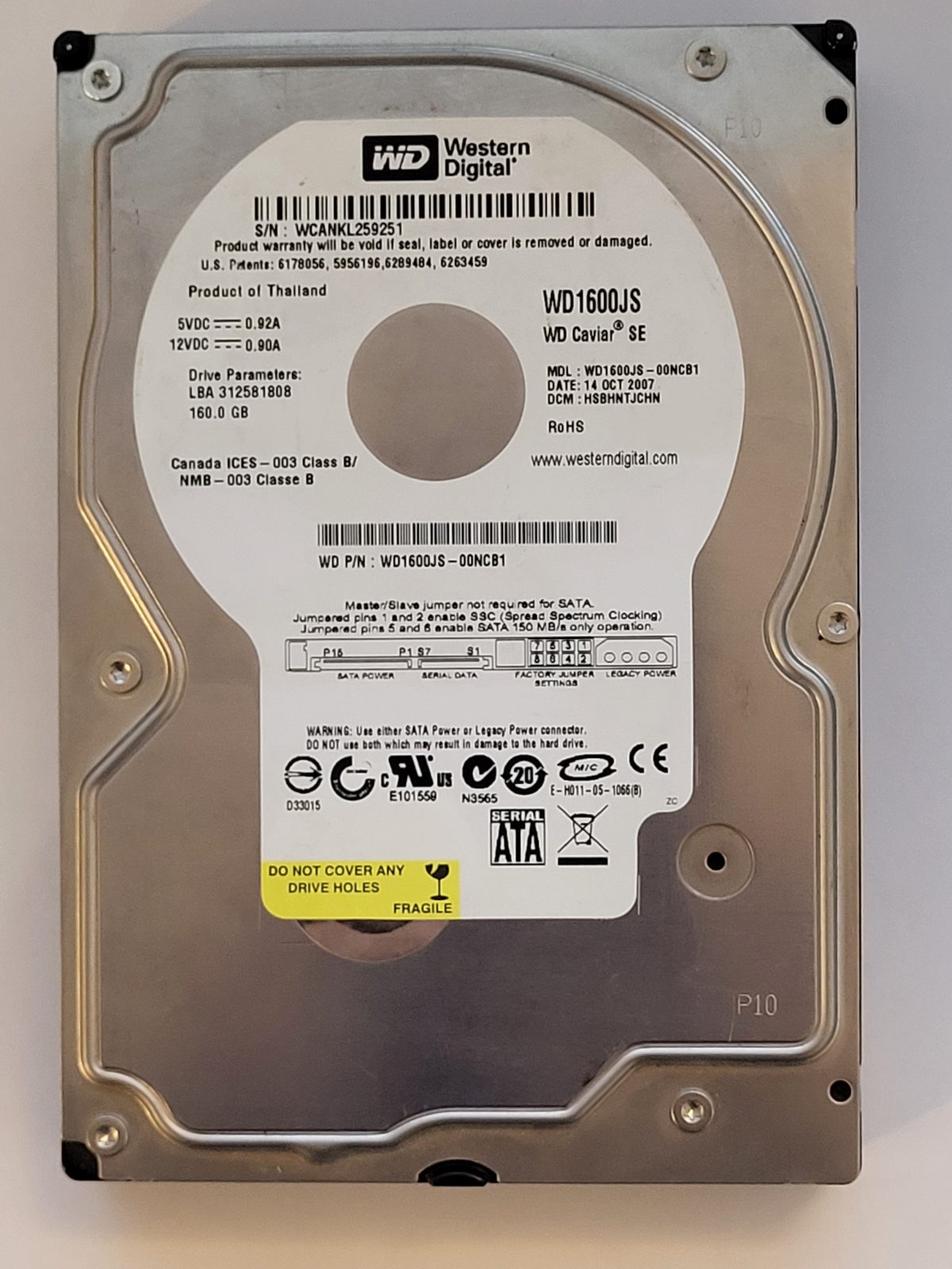 WD1600JS-00NCB1, DCM: HSBHNTJCHN, 14 OCT 2007 | WD 160Go 3,5" SATA HDD STK