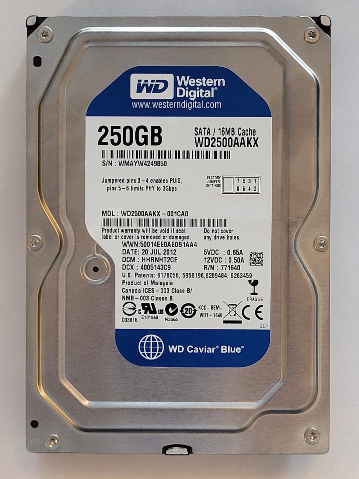 WD2500AAKX-001CA0, DCM: HHRNHT2CE, 20 JUL 2012 | WD 250Go 3,5" SATA HDD STK