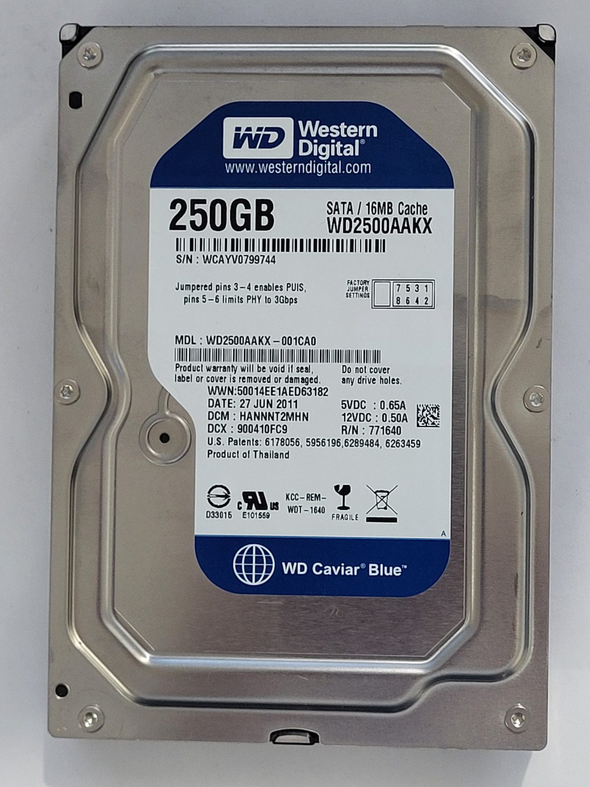 WD2500AAKX-001CA0, DCM: HANNNT2MHN, 27 JUN 2011 | WD 250Go 3,5" SATA HDD STK